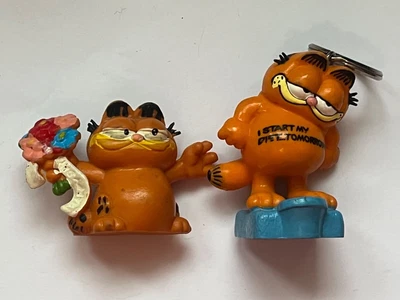 £6 • Buy Vintage Garfield Figure And  Bully Keyring