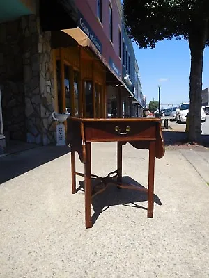 Fantastic Mahogany Pembroke Table By Councill Craftsman 20th Century • $476