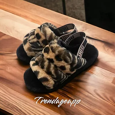 NWOB UGG  Women's Yeah Real Fur Plush Sandals Slippers Size 7 Black / Brown • $46.95