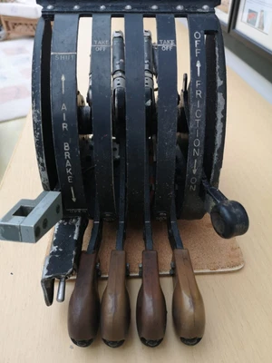 £750 • Buy Handley Page Victor Throttle Control
