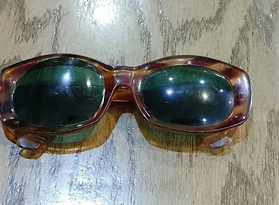 Minarelli Unisex Woman's 1960s Italian MOD Sunglasses Needs Work • $99.80