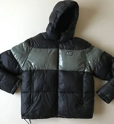 Men’s Emporio Armani EA7 Cross Gloss Colour Block Puffa Jacket. Size Medium 42”. • £40