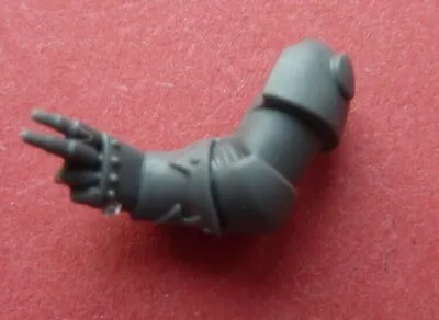 NEW Chaos Marines Havocs LEFT ARM FINGERS  - Bits - 40K  • $3.72