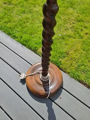 £55 • Buy Quality Vintage / Antique Wooden Standard Lamp / Floor Lamp .pick Up Only