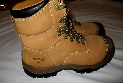 Near New Mens Oliver AT's All Terrain Wheat Steel Cap Safety Work Boots Size 7.5 • $125