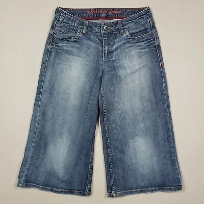Y2K Mudd Jeans Women Junior 7 Blue Medium Wash Capri Embroidered Pockets Vintage • $3.15