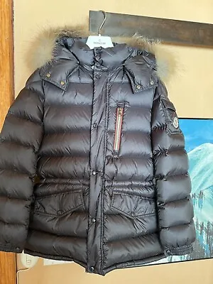 Moncler Boys Down Jacket (Navy) W/ Removable Fox Fur And Hood 12 Anni (125cm) • $400