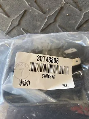 30T43806 Muncie PTO Switch Kit • $8