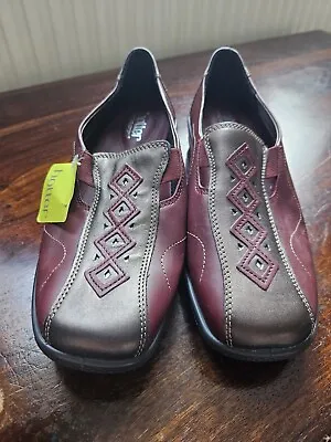 £2.99 • Buy Womens Hotter Burgundy And Bronze Colour Size 5 New With Tags Comfort Shoes
