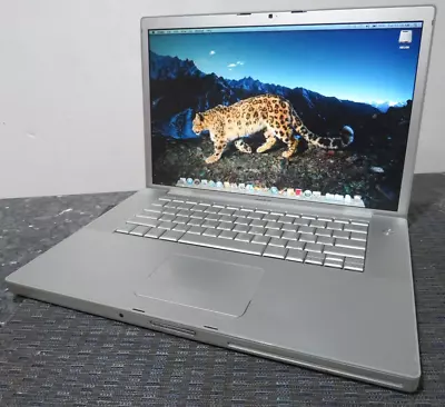 Apple 15” MacBook Pro 11 A1150 2.16 GHz / 2 GB RAM / 100 GB HD • $200