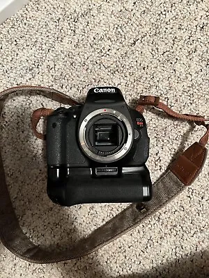 Canon T3i Body With Battery Grip! • $160