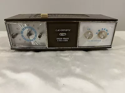 $12.99 • Buy Vintage LLOYD'S Solid State 2 Speaker AM Clock Radio - Works - 8J36G