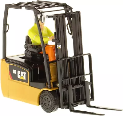 1:25 Caterpillar EP16(C) PNY Lift Truck – Core Classics Series By Diecast Maters • $62.99