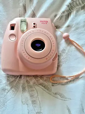 Fujifilm Instax Mini 8 Pink Polaroid Camera Good - Fast Delivery • £42.99