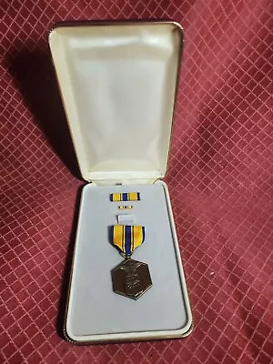 Vietnam Era USAF Air Force Commendation Medal With Case • $19.99