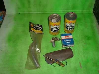 Gas Oil Can Lot Vintage Pull Tab Metal Paper Tin  Can Spouts Automotive • $35