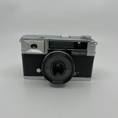 Vintage YASHICA Flash-O-Set 35mm Film Camera YASHINON F/4 40mm Lens • $28.99