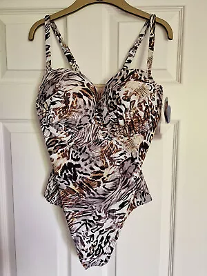Naturana Swimsuit Size 16D • £12