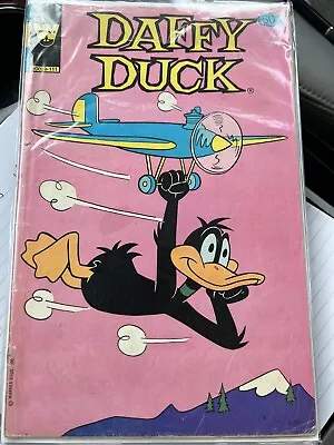 Daffy Duck (1971 Whitman) 136 GD Comic Book • $5