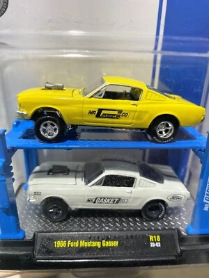 $36 • Buy M2 * 1966 Ford Mustang Gasser Twin Pack With Hoist * MR GASKET * Set #1 *** 1:64