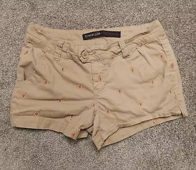 FREESTYLE REVOLUTION Shorts Women 7 Beige Chino Flat Front Embroidered • $6.48