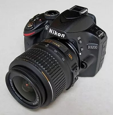 Nikon D3200 Digital Slr Camera + Af-s Dx Nikkor 18-140mm Lens + Charger • $350