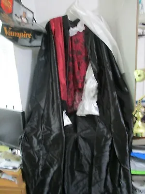COSTUME DELUXE~4 Piece VAMPIRE HALLOWEEN COSTUME~Men's One Size • $18.60