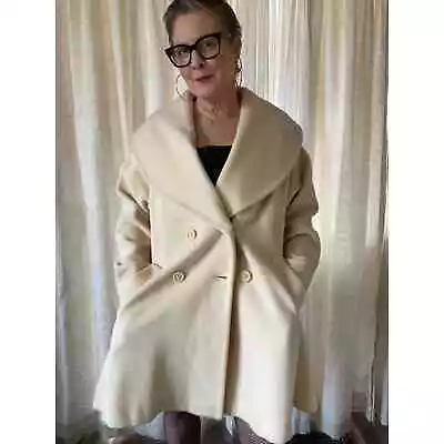 Ladies Vintage Searle Blatte Cream Camelhair Coat Size M/L • $33