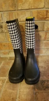 Ladies Merona Rain Boots Black Bottom With Houndstooth Upper With Buckle Size 6 • $16.90