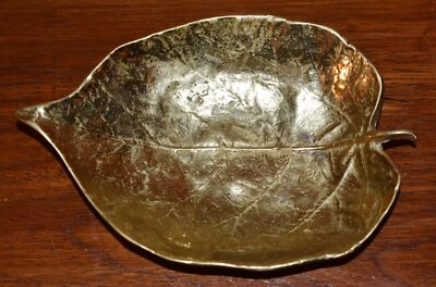 $19.99 • Buy Virginia Metalcrafters LINDEN Leaf Tray 3-14 VA VMC Brass 5-1/2  X 3-1/2  9.7 Oz
