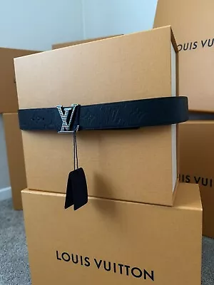 Louis Vuitton Men Belt 30 • $550