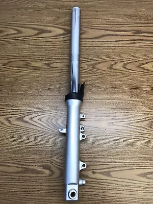 Yamaha R6 Yzfr6 1999-2000 Front Fork Left Straight Part # 5eb-23102-00-00 • $199.99