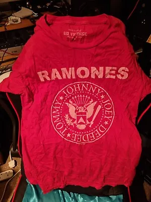 Ramones T SHIRT Red.  UO VINTAGE Brand . Size S. Made In USA • £6.99