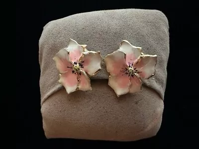 Vintage Les Bernard Soft Baby Pink Enamel Flower Gold Tone Clip Earrings • $45