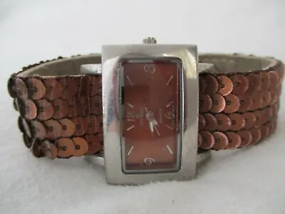 Minicci Analog Wristwatch With Quartz Movement • $28
