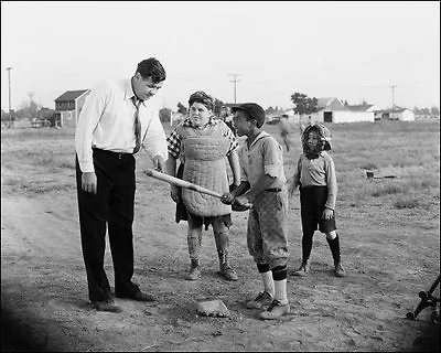 Babe Ruth Photo 8X10 - Teaching Kids 1932 • $7.95