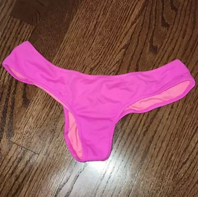 Victoria's Secret Scrunch Butt Bikini • $0.99