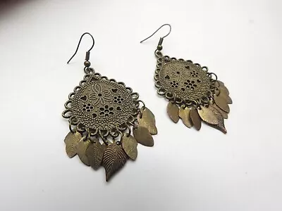 Textured Brass Metal Leaf Dangle Pierced Earrings Vintage • $8.42