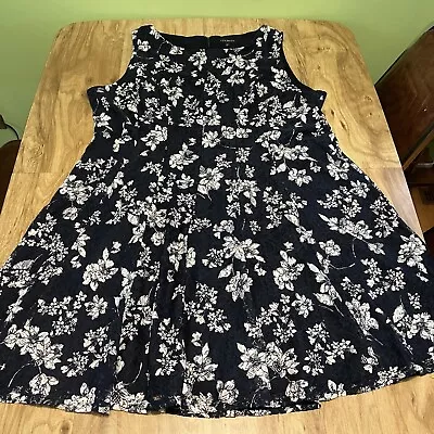 Lane Bryant Navy White Floral Lace Dress Womens Plus Size 28 Sleeveless 41” Long • $20.48