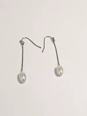 Dainty Silver Tone Hook Dangle Chain Earrings With White Faux Pearls • $4.80
