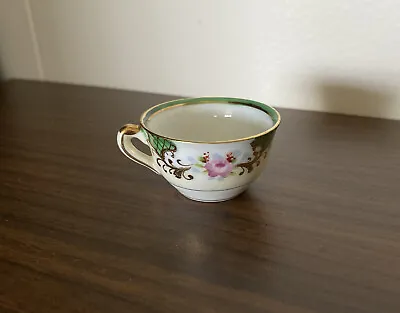 VINTAGE Miniature TEA CUP MADE IN OCCUPIED JAPAN Floral Gold Tone Rim • $8