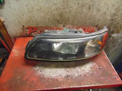 01 03 02 04 Volvo XC70 Oem Drivers Side Left Xenon Headlight Head Light Assembly • $199.99