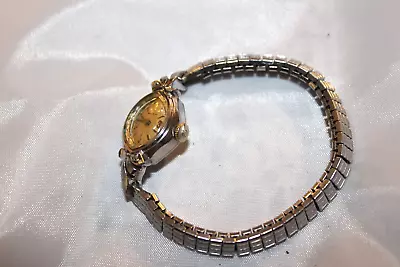 Vintage Benrus 17 Jewel Ladies Wind-up Wrist Watch • $19.95