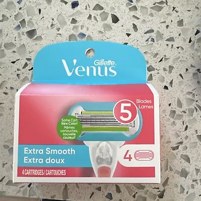 Gillette Venus Embrace Women's Razor Blade Refills - 4 Count • $6.53