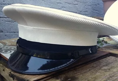 59 Cm ROYAL NAVY OFFICERS PEAK CAP/HAT Military Visor Display Fancy Dress Sailor • £17.70