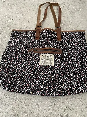 £12.50 • Buy Jack Wills Large Luggage / Tote Floral Bag. JW Striped Lining. Exc Cond.