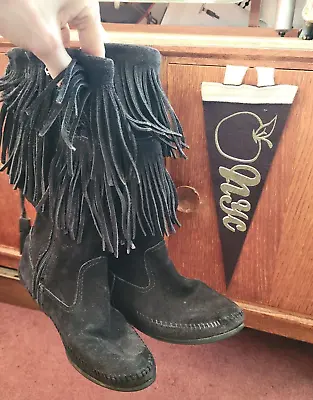 Minnetonka Boho Womens Black Suede Layer Fringe Moccasins Boots • £55