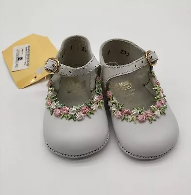 Vintage White Leather Baby Girl Shoes Size 1 Embroidered Roses Easter • $22