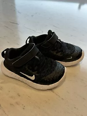 Nike Kid Free Run Black Size 7C • $20