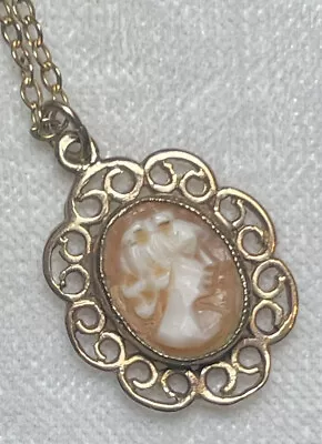 Vintage 9ct Yellow Gold Oval Filigree Cameo Necklace Pendant & Chain • £31